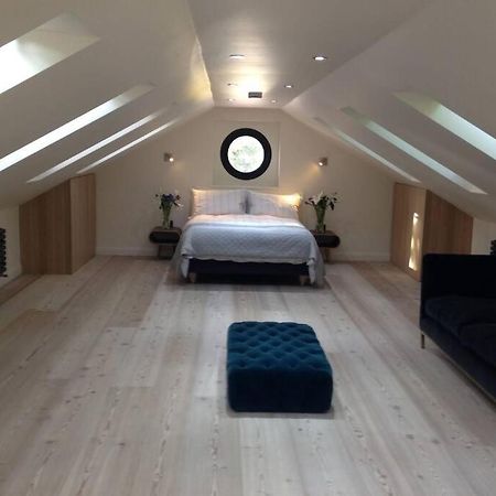 Luxury Coach House Next To Woodland In Knutsford Villa Eksteriør billede
