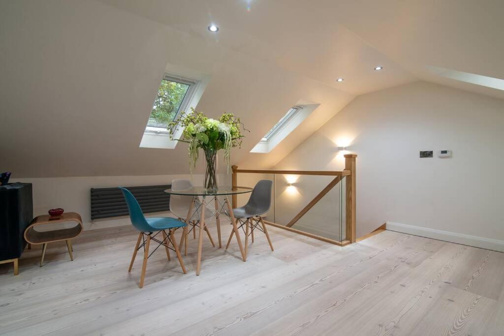Luxury Coach House Next To Woodland In Knutsford Villa Eksteriør billede