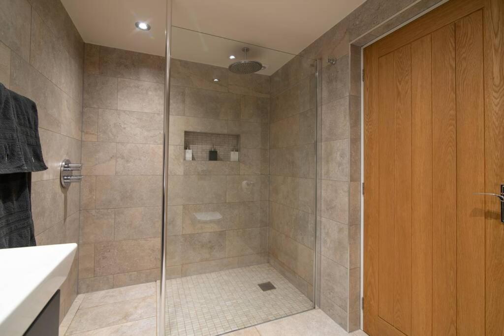 Luxury Coach House Next To Woodland In Knutsford Villa Eksteriør billede